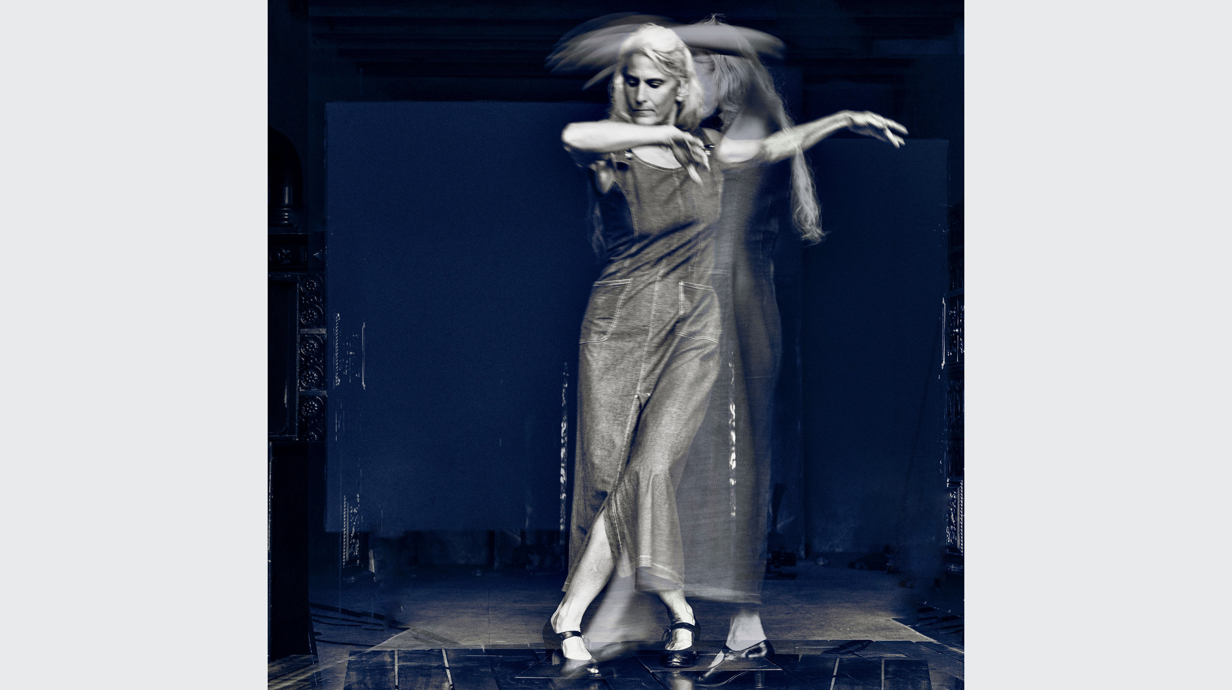 Performance auf magischem Klangkörper Xala